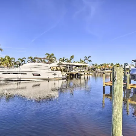 Canalfront Cape Coral Home With Dock And Bbq!